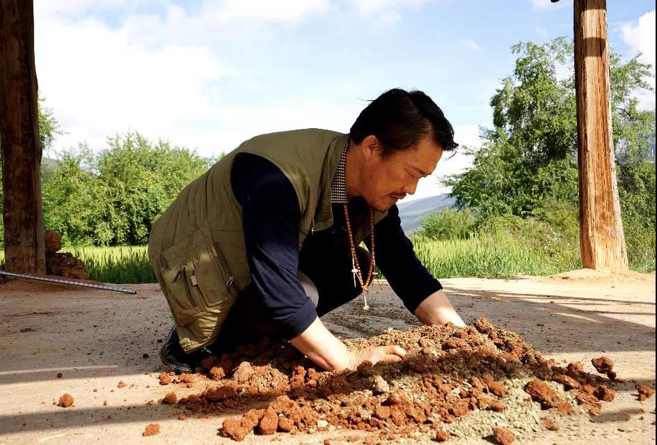 鲁茸恩主2.jpg